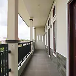 Spot On 92570 Putri Guest House Syariah Near Spbu Rimbo Panjang